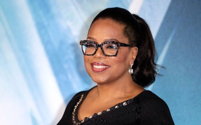 Oprah Winfrey Gives Cover Of O Magazine To Breonna Taylor
