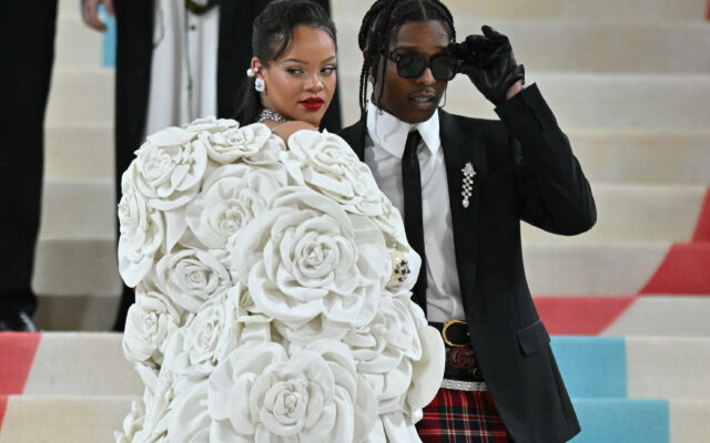 Rihanna Went to the Met Gala Dressed As the Ultimate Chanel Bride