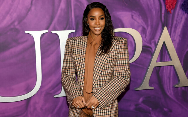 Marlon Wayans and More Black Celebs Defend Kelly Rowland's Professionalism After White Reality Star's Criticism